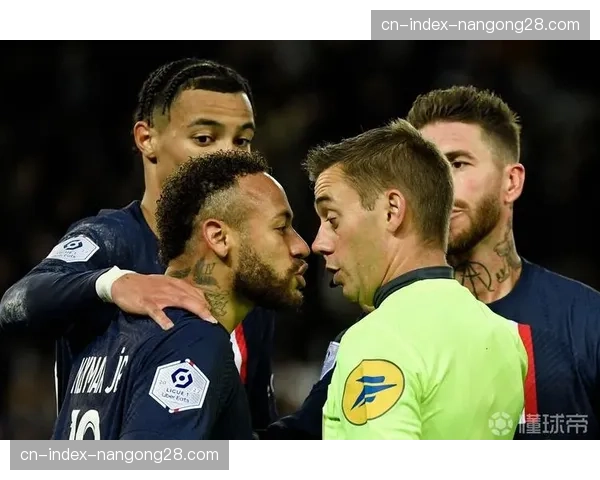 法甲裁判委员会宣布下赛季将试行场内麦克风解释VAR决定新规